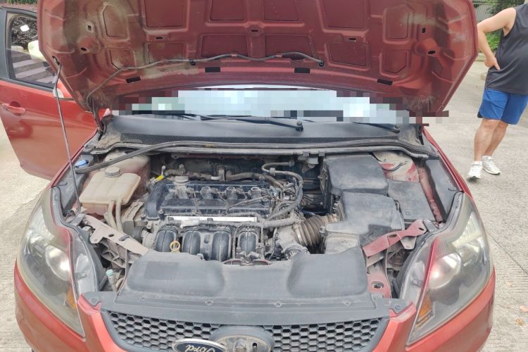 Used Ford Focus 2013 Hatchback Classic 1.8L Manual Base Model Engine Bay