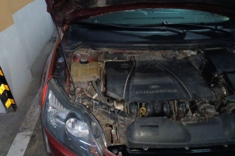 Used Ford Focus 2013 Hatchback Classic 1.8L Manual Fashion Edition Engine Bay Right