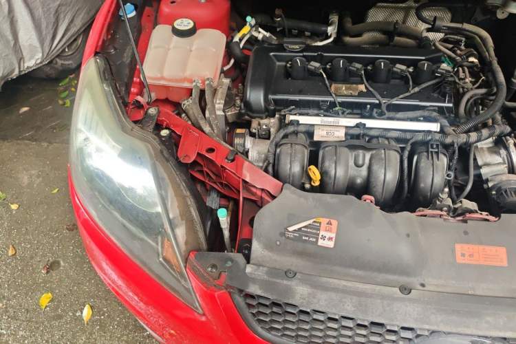 Used Ford Focus 2013 Hatchback Classic 1.8L Automatic Base Model Engine Bay Right