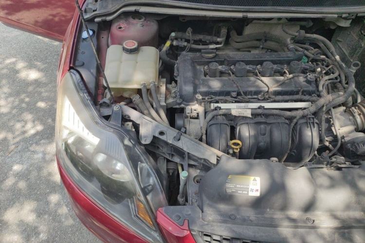 Used Ford Focus 2013 Hatchback Classic 1.8L Automatic Base Model Engine Bay Right