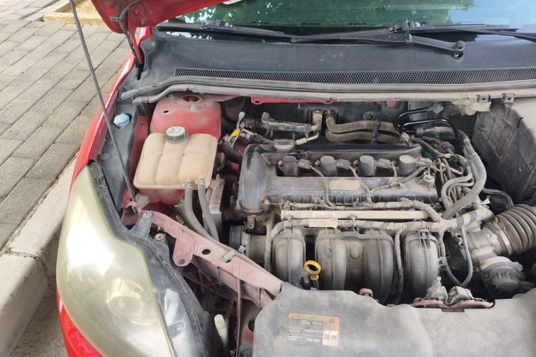Used Ford Focus 2013 Hatchback Classic 1.8L Manual Base Model Engine Bay Right