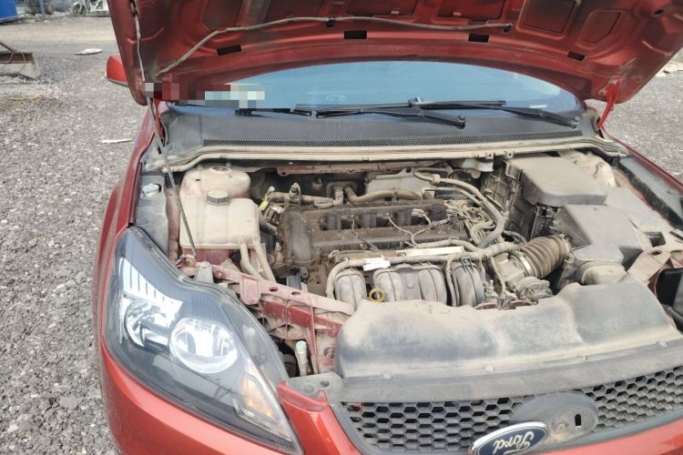 Used Ford Focus 2013 Hatchback Classic 1.8L Automatic Millionth Anniversary Edition Engine Bay Right