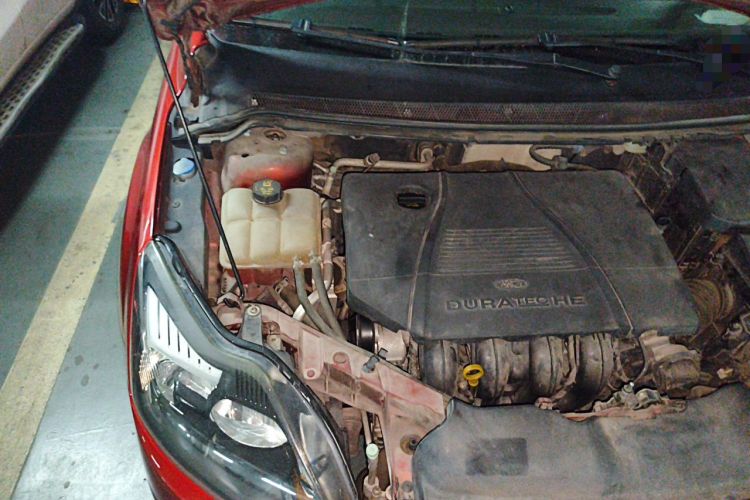Used Ford Focus 2013 Hatchback Classic 1.8L Automatic Fashion Edition Engine Bay Right