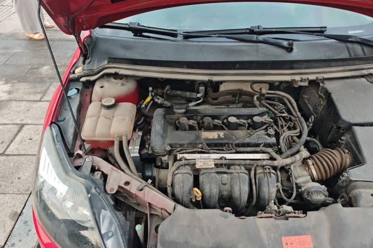 Used Ford Focus 2013 Hatchback Classic 1.8L Automatic Base Model Engine Bay Right