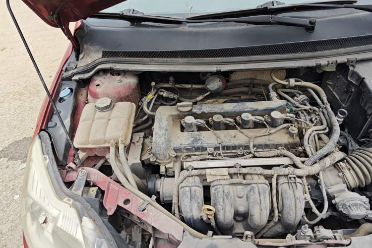 Used Ford Focus 2013 Sedan Classic 1.8L Automatic Base Model Engine Bay Right