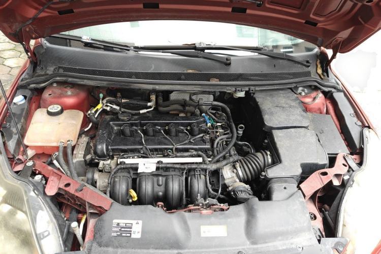 Used Ford Focus 2013 Hatchback Classic 1.8L Automatic Base Model Engine Bay