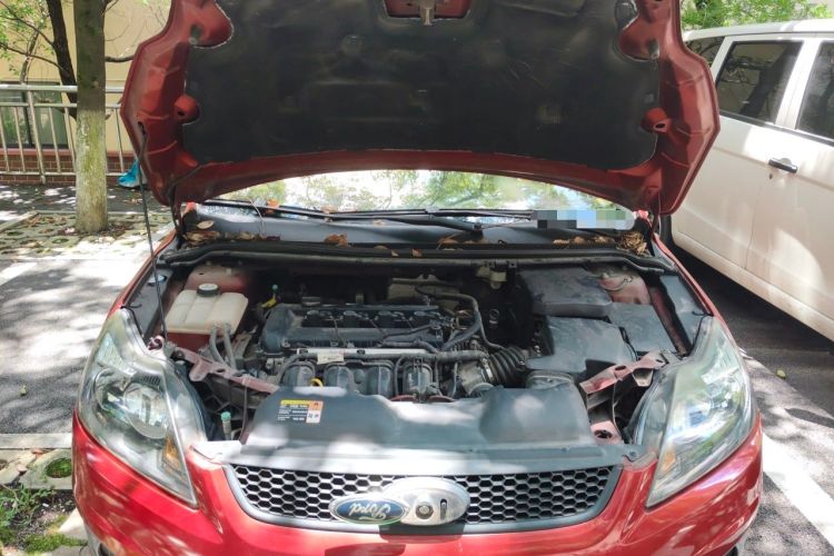 Used Ford Focus 2013 Hatchback Classic 1.8L Automatic Millionth Anniversary Edition Engine Bay