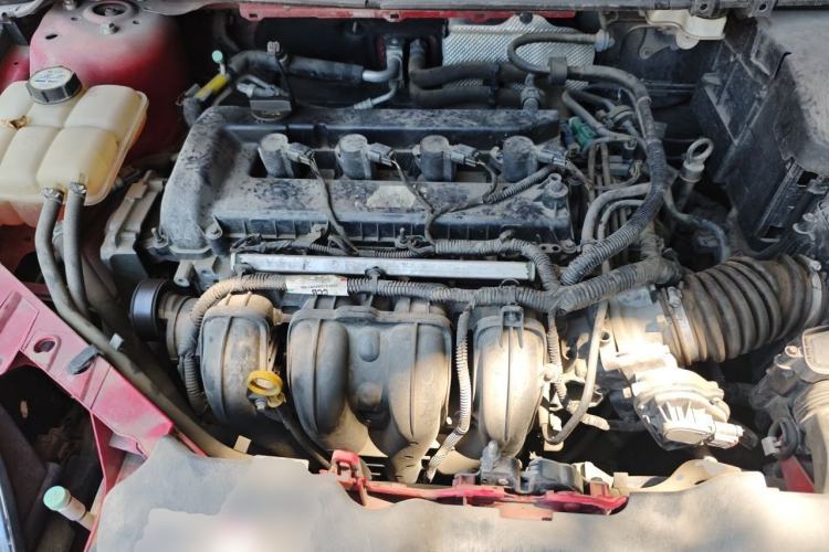 Used Ford Focus 2013 Hatchback Classic 1.8L Automatic Base Model Engine Bay