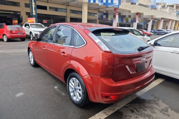 Used Ford Focus 2013 Hatchback Classic 1.8L Automatic Base Model Exterior 2