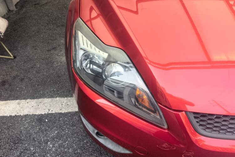 Used Ford Focus 2013 Hatchback Classic 1.8L Manual Base Model Exterior 3