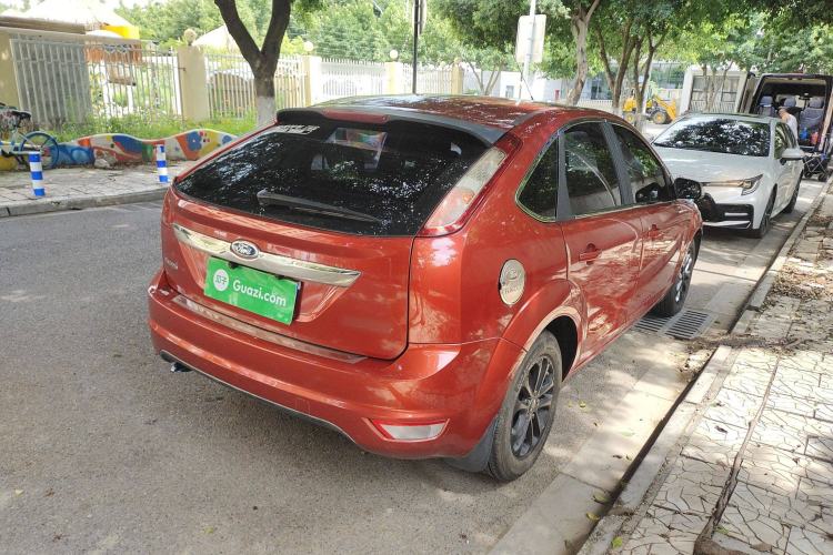 Used Ford Focus 2013 Hatchback Classic 1.8L Manual Base Model Exterior 5
