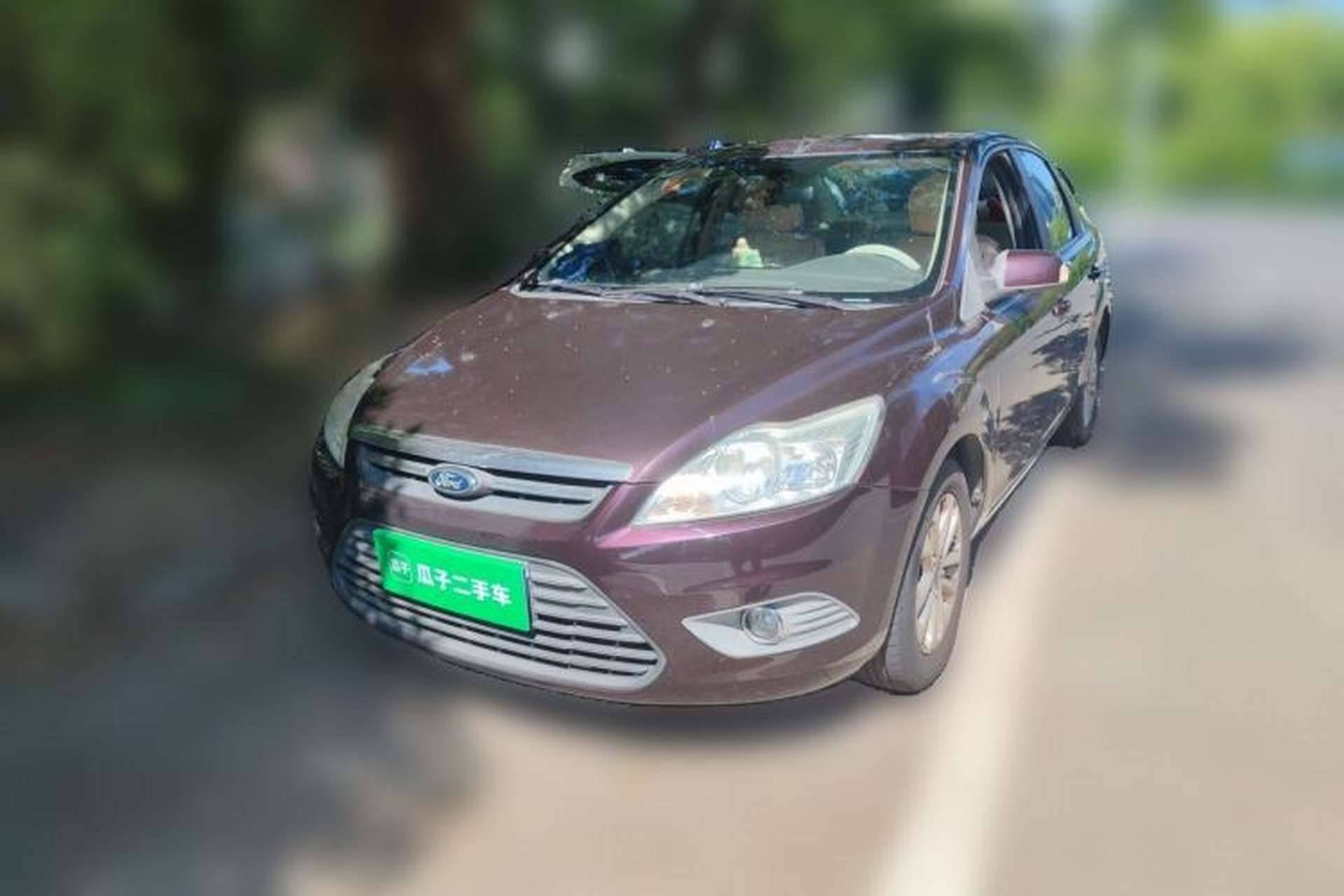 Used Ford Focus 2013 Sedan Classic 1.8L Manual Base Model Front Left 45 Deg