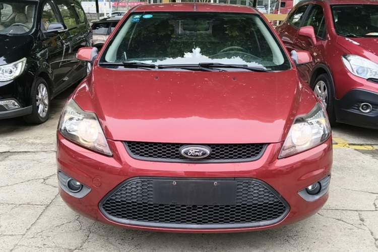 Used Ford Focus 2013 Hatchback Classic 1.8L Automatic Base Model Front