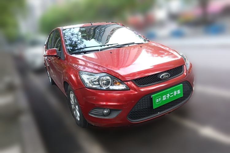 Used Ford Focus 2013 Hatchback Classic 1.8L Automatic Millionth Anniversary Edition Front Right 45 Deg