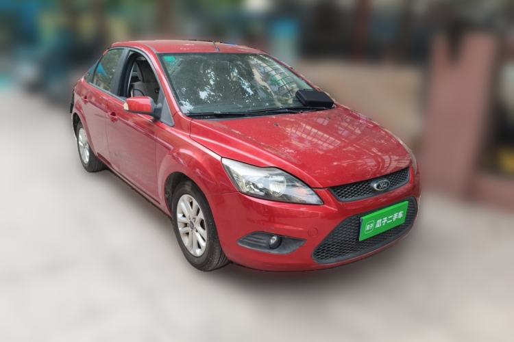 Used Ford Focus 2013 Hatchback Classic 1.8L Automatic Base Model Front Right 45 Deg