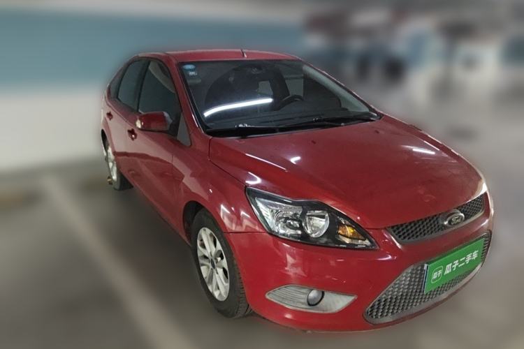 Used Ford Focus 2013 Hatchback Classic 1.8L Automatic Base Model Front Right 45 Deg