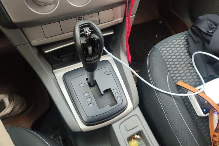 Used Ford Focus 2013 Hatchback Classic 1.8L Automatic Base Model Gear Lever