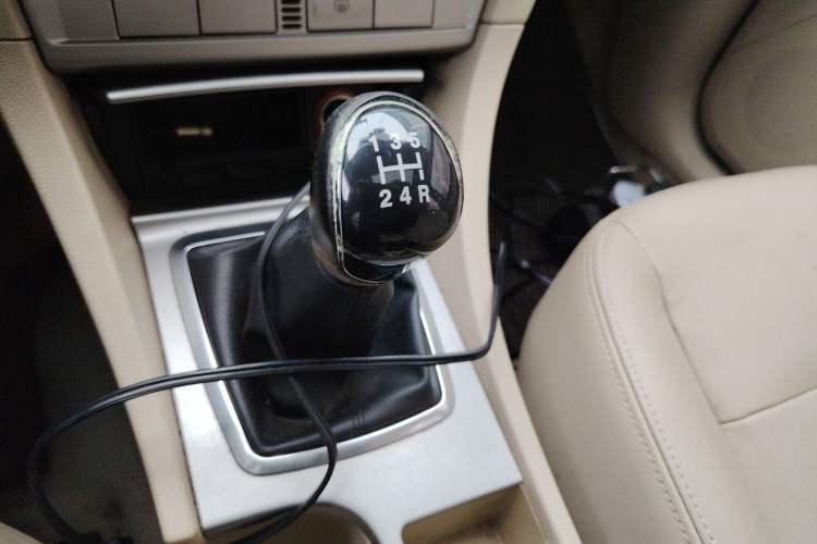 Used Ford Focus 2013 Hatchback Classic 1.8L Manual Fashion Edition Gear Lever