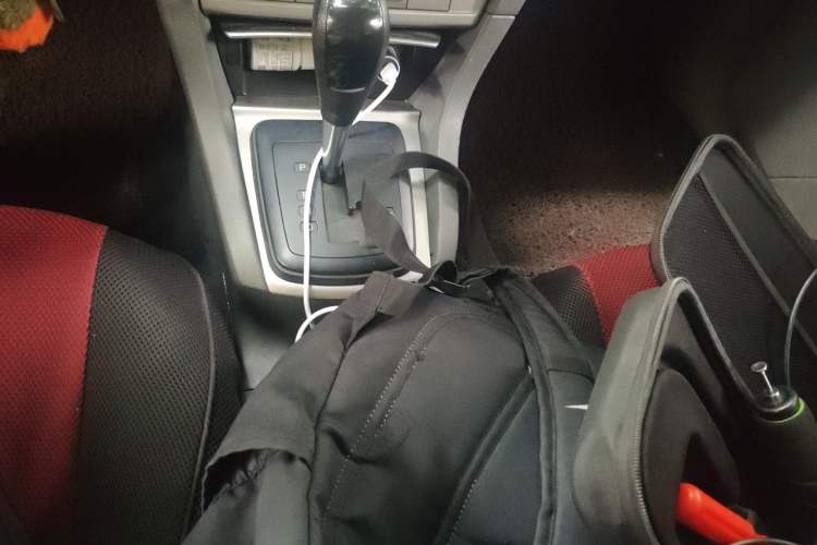 Used Ford Focus 2013 Hatchback Classic 1.8L Automatic Base Model Gear Lever