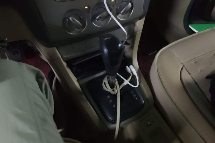 Used Ford Focus 2013 Sedan Classic 1.8L Automatic Base Model Gear Lever