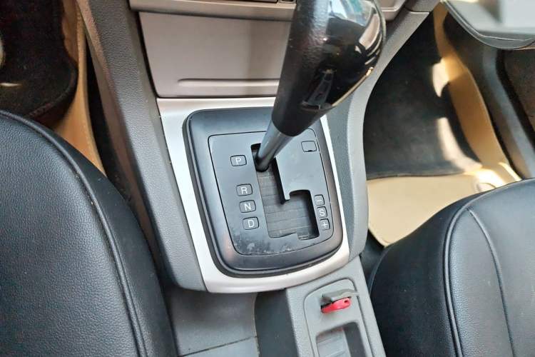 Used Ford Focus 2013 Hatchback Classic 1.8L Automatic Base Model Gear Lever