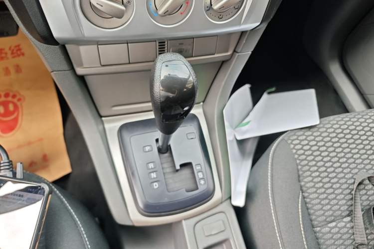 Used Ford Focus 2013 Hatchback Classic 1.8L Automatic Base Model Gear Lever