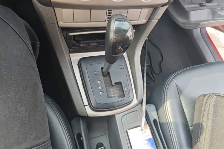 Used Ford Focus 2013 Hatchback Classic 1.8L Automatic Base Model Gear Lever