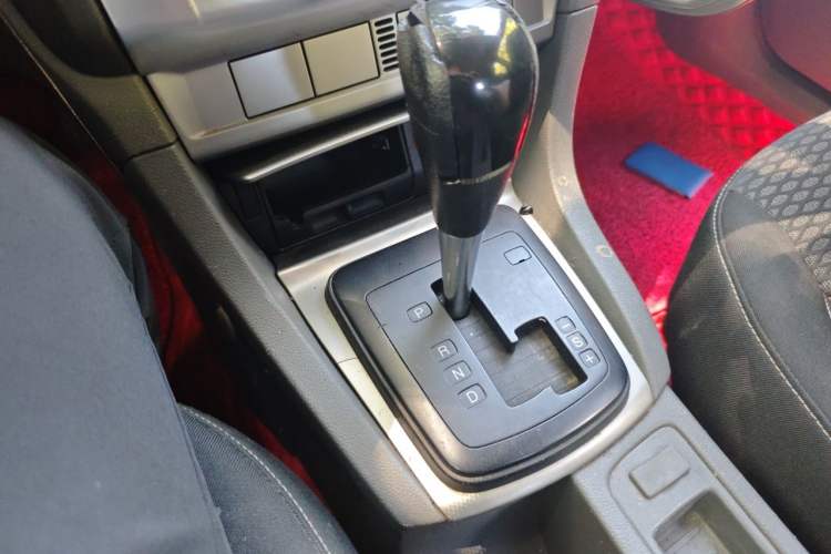 Used Ford Focus 2013 Hatchback Classic 1.8L Automatic Base Model Gear Lever