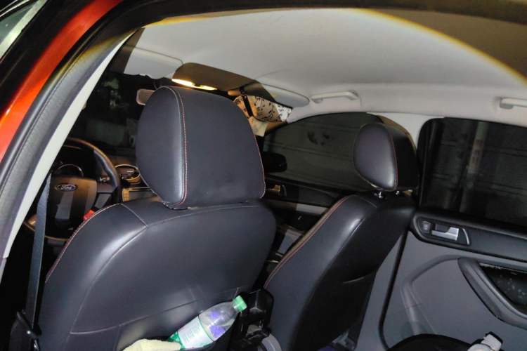 Used Ford Focus 2013 Hatchback Classic 1.8L Automatic Base Model Headliner