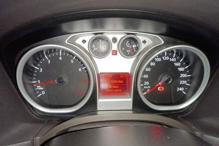 Used Ford Focus 2013 Hatchback Classic 1.8L Manual Fashion Edition Instrument Cluster