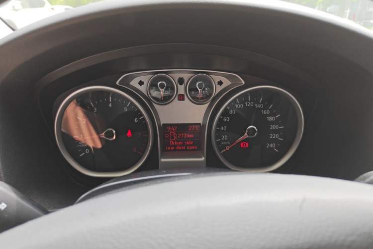 Used Ford Focus 2013 Hatchback Classic 1.8L Manual Base Model Instrument Cluster