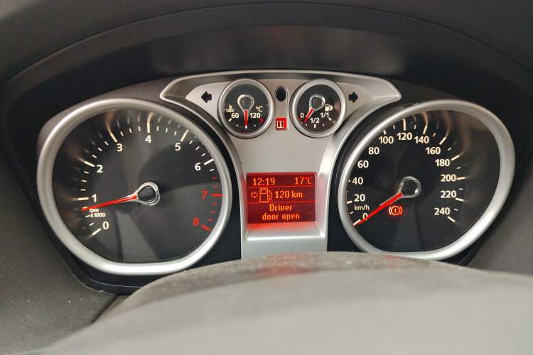 Used Ford Focus 2013 Hatchback Classic 1.8L Manual Fashion Edition Instrument Cluster