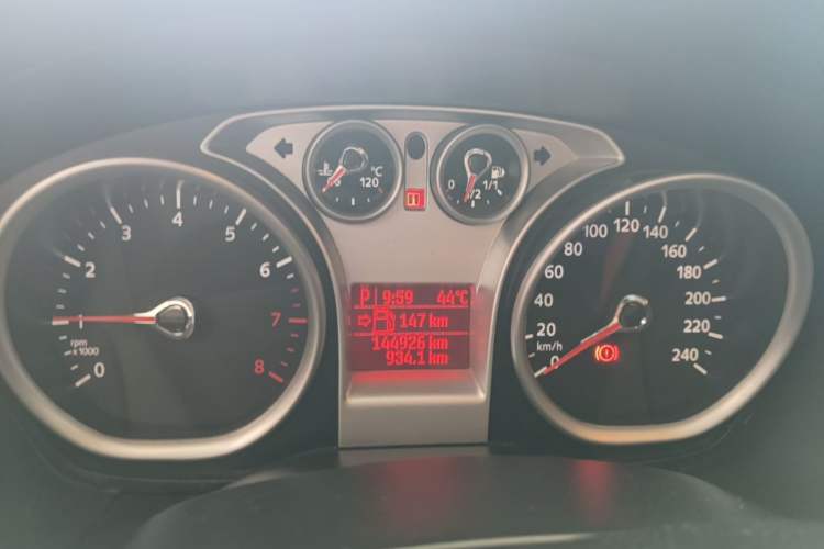 Used Ford Focus 2013 Hatchback Classic 1.8L Automatic Base Model Instrument Cluster