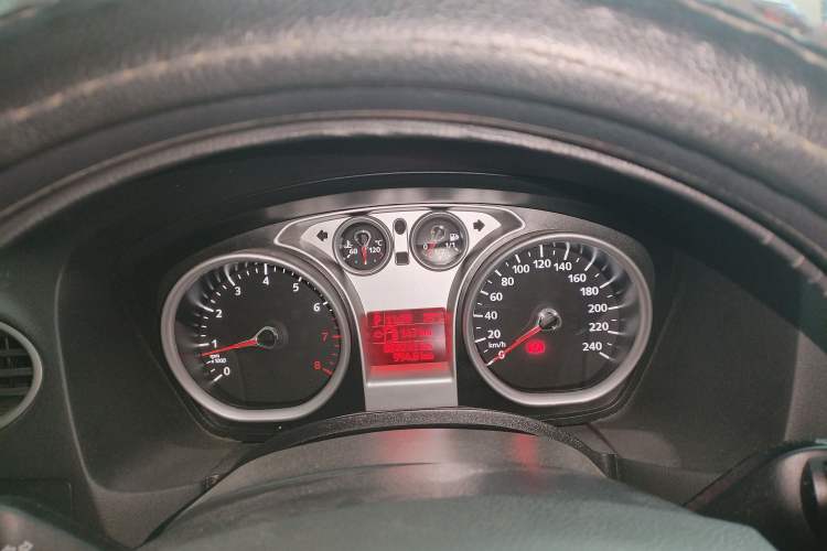 Used Ford Focus 2013 Hatchback Classic 1.8L Automatic Base Model Instrument Cluster