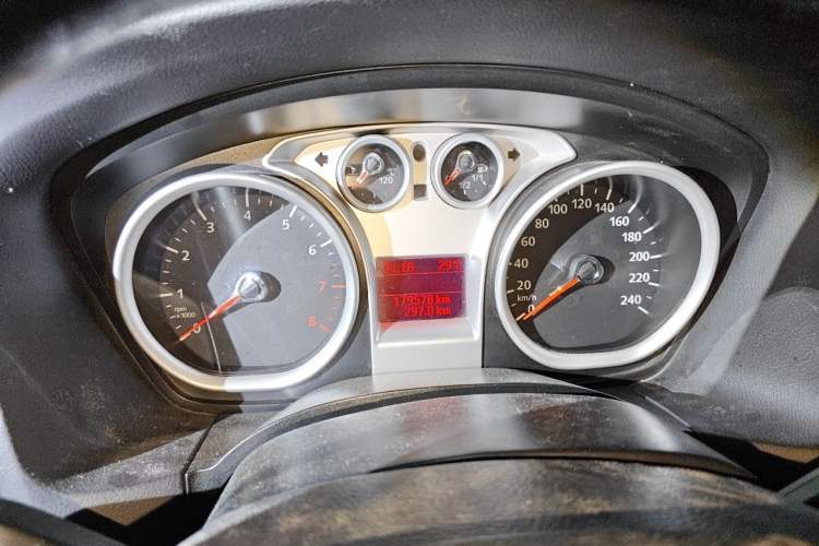 Used Ford Focus 2013 Hatchback Classic 1.8L Manual Base Model Instrument Cluster