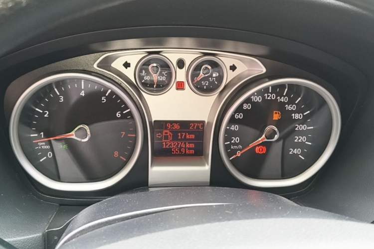 Used Ford Focus 2013 Hatchback Classic 1.8L Automatic Base Model Instrument Cluster