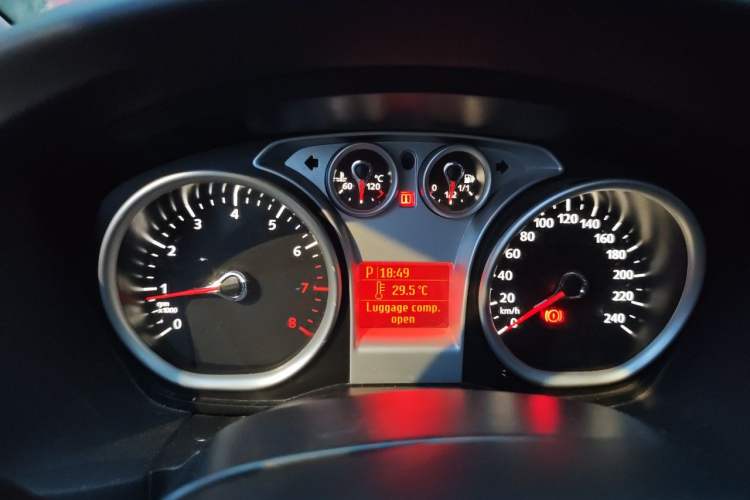 Used Ford Focus 2013 Hatchback Classic 1.8L Automatic Base Model Instrument Cluster