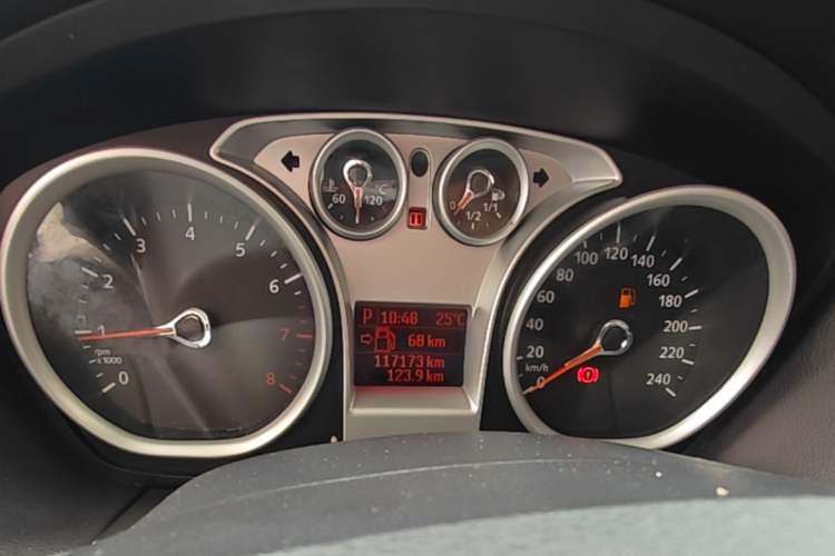 Used Ford Focus 2013 Hatchback Classic 1.8L Automatic Base Model Instrument Cluster