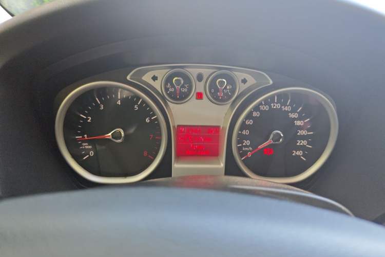 Used Ford Focus 2013 Hatchback Classic 1.8L Automatic Base Model Instrument Cluster