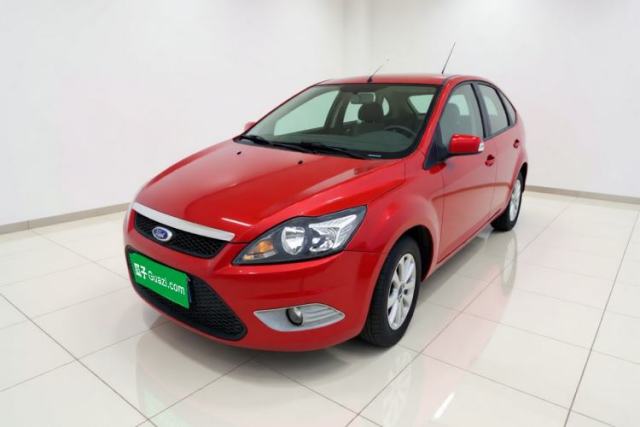 Ojetý Ford Focus 2013 Hatchback Classic 1.8L Automatic Base Model