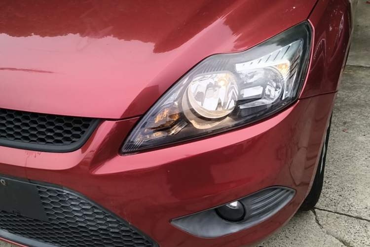 Used Ford Focus 2013 Hatchback Classic 1.8L Automatic Base Model Left Front Headlight