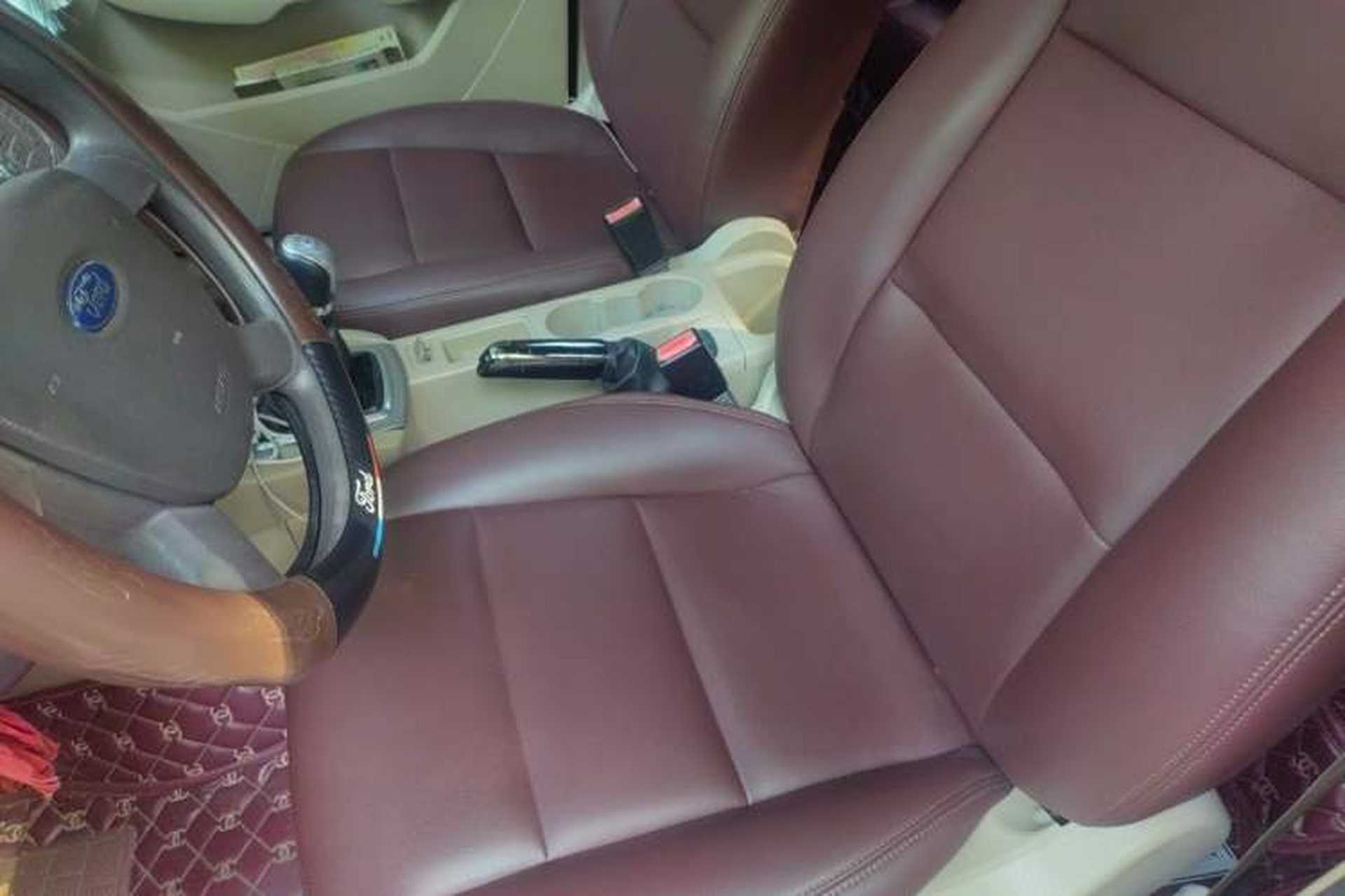 Used Ford Focus 2013 Sedan Classic 1.8L Manual Base Model Left Front Seat