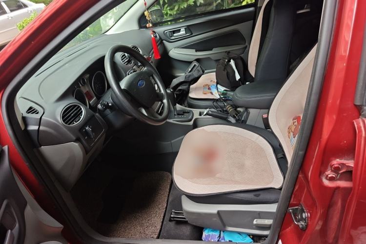 Used Ford Focus 2013 Hatchback Classic 1.8L Automatic Millionth Anniversary Edition Left Front Seat