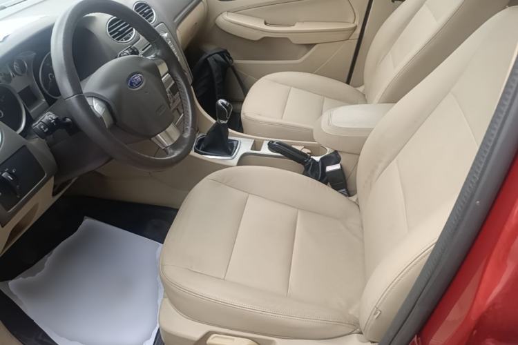 Used Ford Focus 2013 Hatchback Classic 1.8L Manual Fashion Edition Left Front Seat