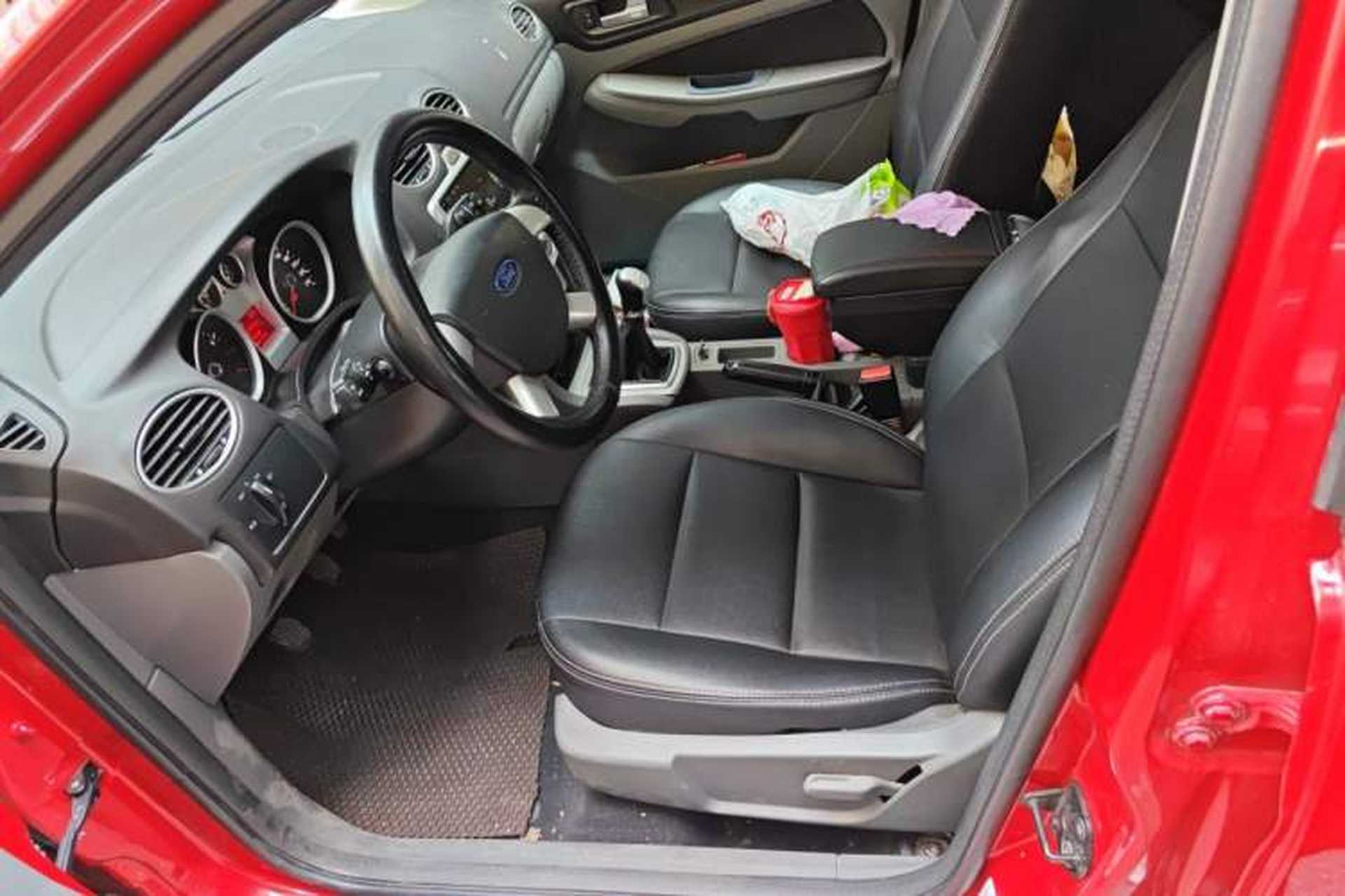 Used Ford Focus 2013 Hatchback Classic 1.8L Manual Base Model Left Front Seat