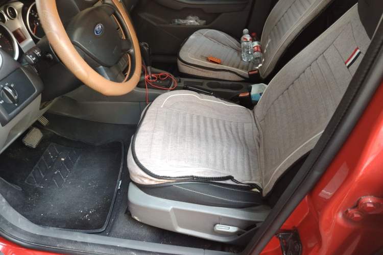 Used Ford Focus 2013 Hatchback Classic 1.8L Automatic Base Model Left Front Seat