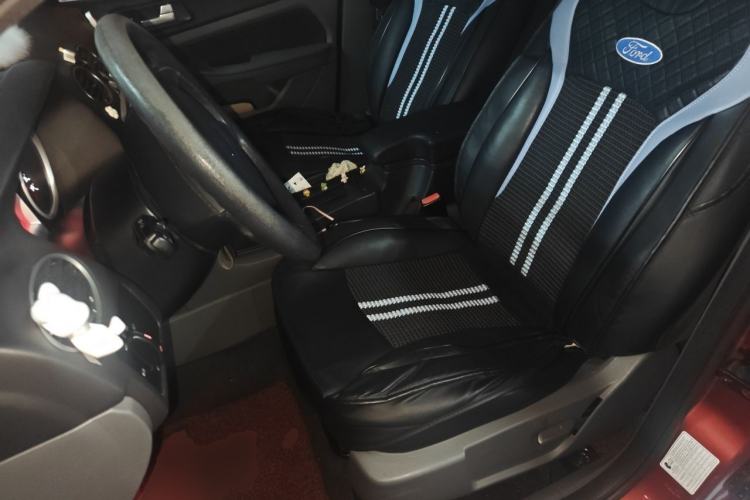 Used Ford Focus 2013 Hatchback Classic 1.8L Automatic Base Model Left Front Seat