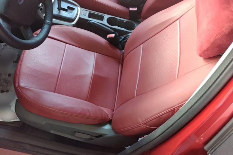 Used Ford Focus 2013 Hatchback Classic 1.8L Automatic Base Model Left Front Seat