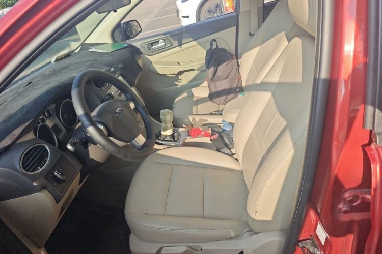 Used Ford Focus 2013 Hatchback Classic 1.8L Manual Fashion Edition Left Front Seat