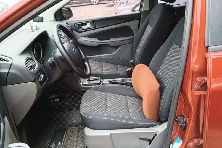 Used Ford Focus 2013 Hatchback Classic 1.8L Automatic Base Model Left Front Seat